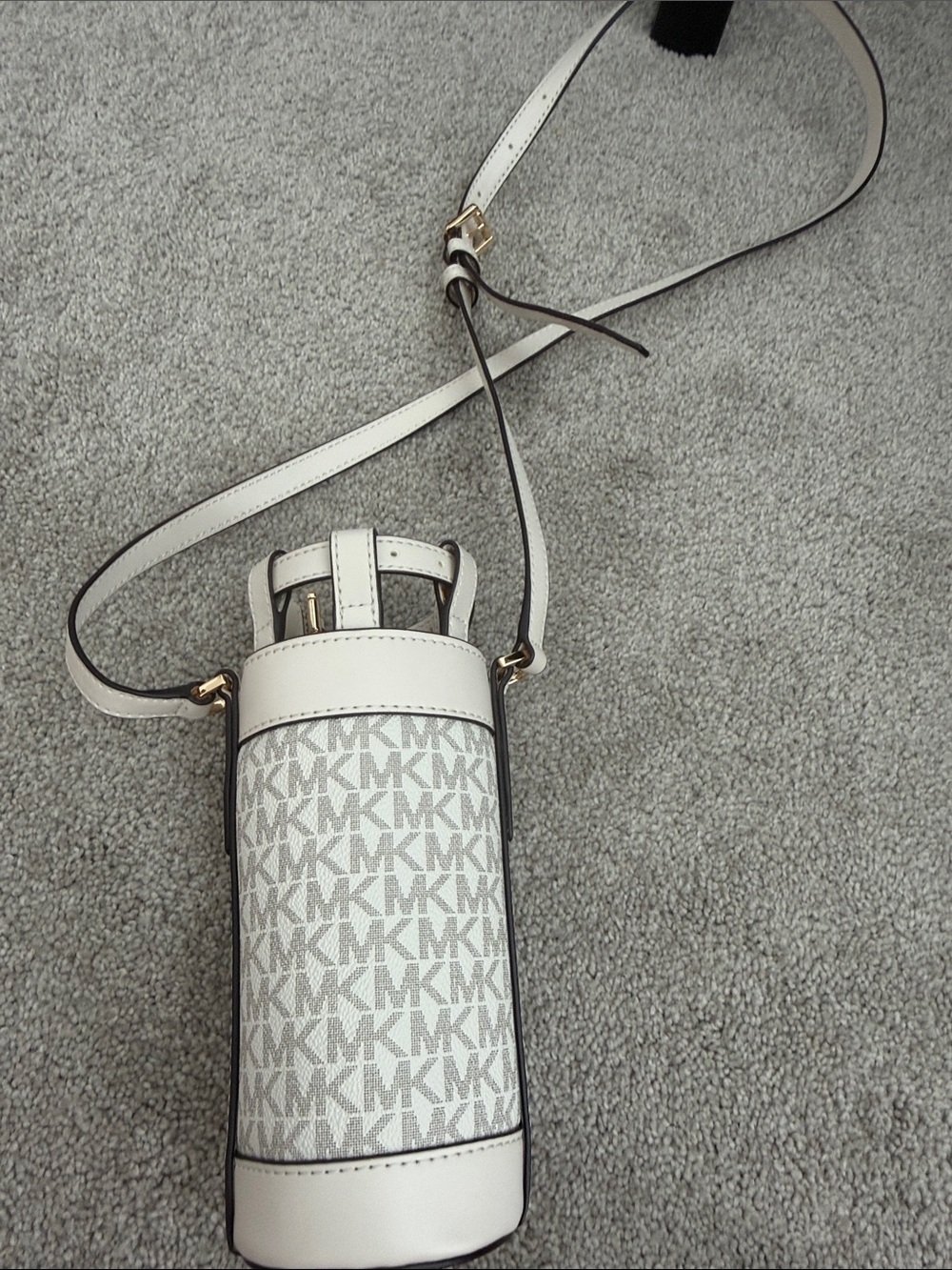Michael Kors White and Light Gray MK Monogram Crossbody Bottle Holder - Picture 4 of 7